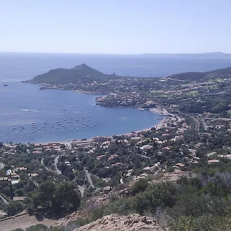 Apartment Cap Esterel Village: 2 Pieces Central Belle Vue Mer E1- 161la *