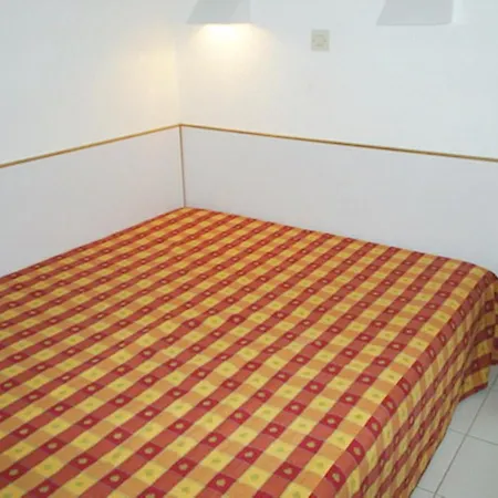 Cap Esterel Village: 2 Pieces Central Belle Vue Mer E1- 161la Apartment *