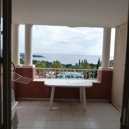 Cap Esterel Village: 2 Pieces Central Belle Vue Mer E1- 161la Apartment Saint-Raphaël