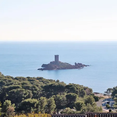 Cap Esterel Village: 2 Pieces Central Belle Vue Mer E1- 161la Apartment