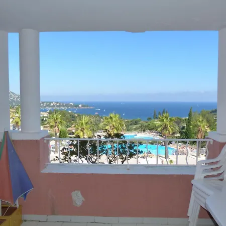 Cap Esterel Village: 2 Pieces Central Belle Vue Mer E1- 161la Apartment *