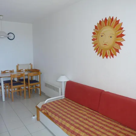 Cap Esterel Village: 2 Pieces Central Belle Vue Mer E1- 161la Apartment *