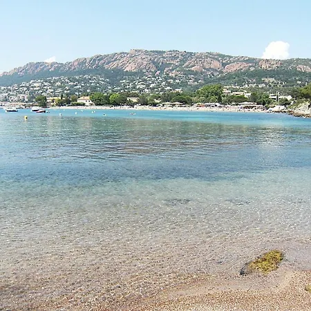 Cap Esterel Village: 2 Pieces Central Belle Vue Mer E1- 161la